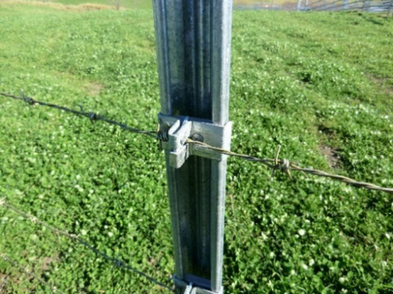 牧柵（有刺鉄線柵・電気柵） – 未来のアグリ株式会社